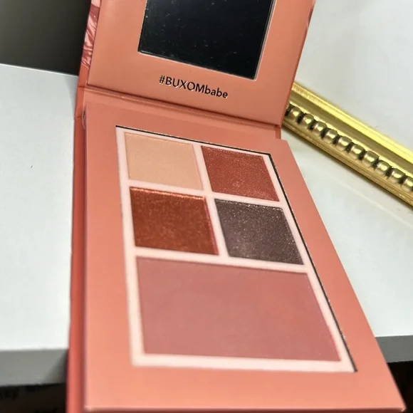Buxom eye & cheek Palette - Picture 5 of 5